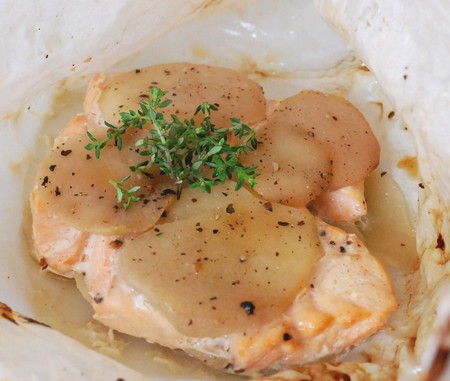 Saumon_aux_poires_et_poivre___queue_cubebe_en_papillote_007