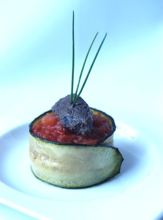 Pur_e_de_tomates_confites_en_habit_de_courgettes_005