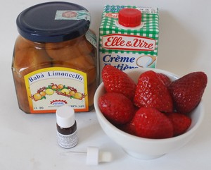 verrine_baba_limoncello__fraises_et_chantilly___la_bergamote_001
