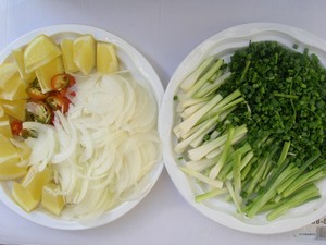 PHO_citrons_oignons_herbes