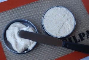 dacquoise_aux_noix_et_poire_confite_007