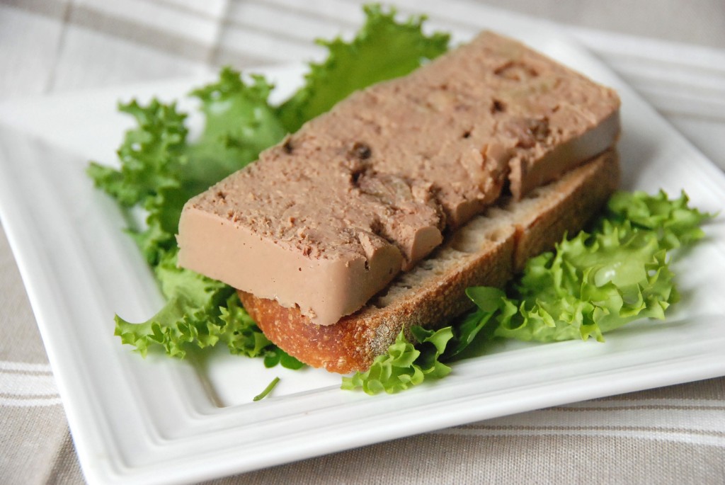 Mousse de foies de volaille aux raisins, pommes et porto | Cuisine